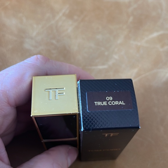 TOM FORD lipstick.# 09 true color. - Picture 6 of 6